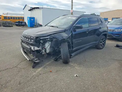 3C4NJDCNXST578596 — 2025 Jeep Compass, ПЕРЕДНЯЯ ЧАСТЬ (Front End), фото до ремонта