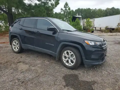 3C4NJDAN2ST518069 — 2025 Jeep Compass, photo 4 from Copart, Front end