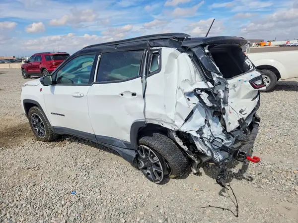 3C4NJDDN3ST520893 — 2025 Jeep Compass, photo 2 from Copart, Rear end