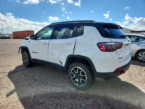 3C4NJDDNXST507347 — 2025 Jeep Compass, photo 2 from Copart 21.10.2026, All-over damage