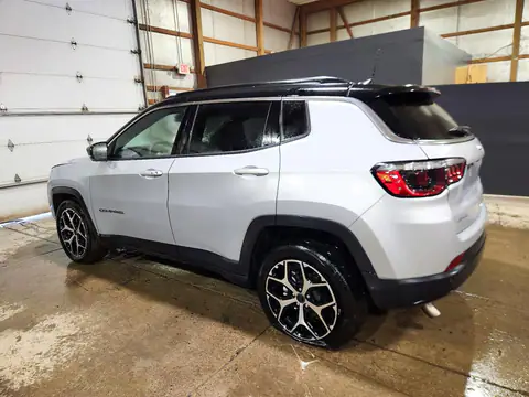 3C4NJDCN4ST619594 — 2025 Jeep Compass, фото 2 с аукциона Copart 26.10.2026, ПЕРЕДНЯЯ ЧАСТЬ