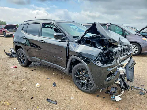 3C4NJDBN9TT167984 — 2026 Jeep Compass, фото 4 с аукциона Copart 06.10.2026, Передняя часть