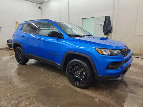 3C4NJDBN8TT207665 — 2026 Jeep Compass, фото 4 с аукциона Copart, ПЕРЕДНЯЯ ЧАСТЬ