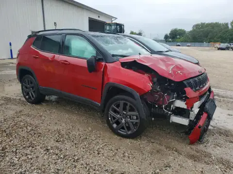 3C4NJDCN6TT183946 — 2026 Jeep Compass, фото 4 з Copart 21.09.2026, Перекидання