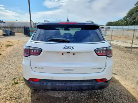 3C4NJDCN5TT271709 — 2026 Jeep Compass, foto 6 de Copart 23.09.2026, Parte delantera