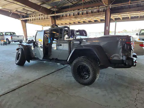 1C6JJTBG0LL162945 — 2020 Jeep Gladiator, photo 2 from Copart 22.10.2026, Rollover
