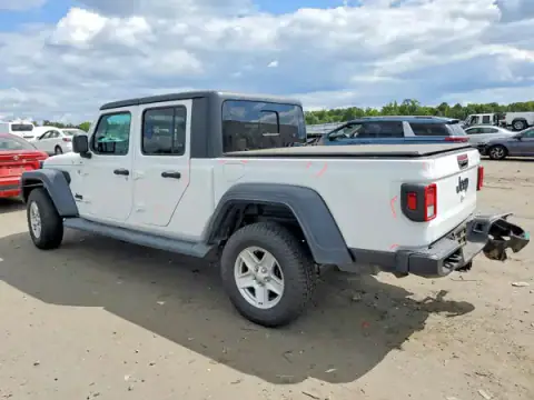 1C6JJTAG4LL119128 — 2020 Jeep Gladiator, photo 2 from Copart 21.10.2026, Rear end