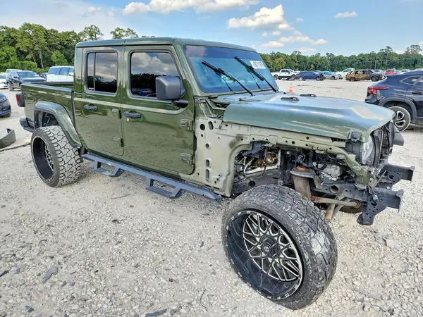 1C6HJTAGXML566403 — 2021 Jeep Gladiator, photo 4 from Copart, Front end