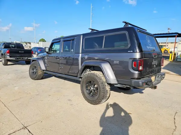 1C6JJTAG7ML511716 — 2021 Jeep Gladiator, photo 2 from Copart, Front end
