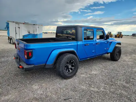 1C6JJTEG8ML534027 — 2021 Jeep Gladiator, photo 3 from Copart, Undercarriage damage
