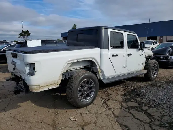 1C6HJTFG7ML507124 — 2021 Jeep Gladiator, photo 3 from Copart, Front end