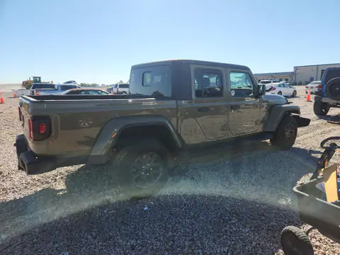 1C6PJTAG1SL551314 — 2025 Jeep Gladiator, photo 3 from Copart, Front end