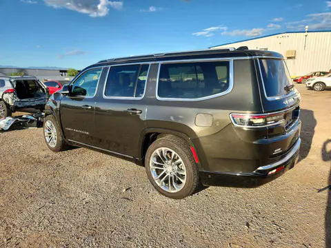 1C4SJVFP4PS503651 — 2023 Jeep Grand Wagoneer, photo 2 from Copart 23.10.2026, Front end
