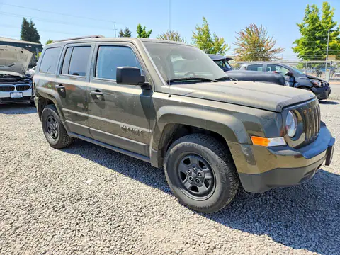 1C4NJPBA2GD561272 — 2016 Jeep Patriot, photo 4 from Copart 29.09.2026, Rear end
