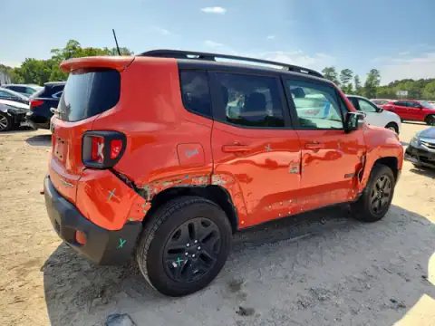 ZACCJBCB3HPF86136 — 2017 Jeep Renegade, ფოტო 3, Copart, გვერდითი ნაწილი