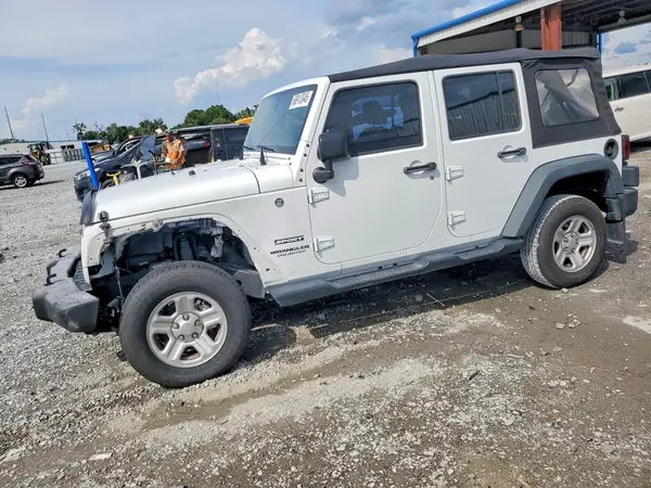 1C4BJWDG2GL324222 Jeep Wrangler 2016 — Front end damage, before-repair photo