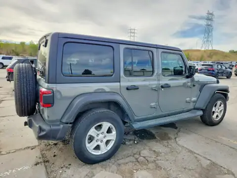 1C4HJXDN5MW595588 — 2021 Jeep Wrangler, zdjęcie 3 z Copart 19.10.2026, Bok