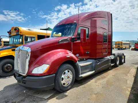 1XKYDP9X8GJ495251 — 2016 Kenworth Construction, Front end (Front End), before-repair photos