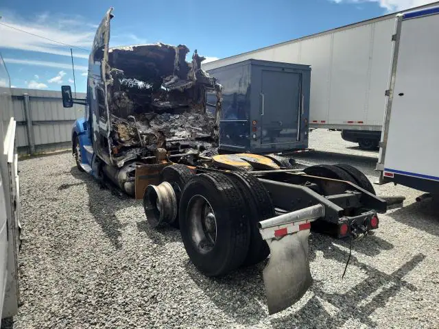 2018 KENWORTH CONSTRUCTION VIN 1XKYDP9X0JJ227186 фото 2