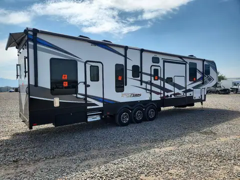 2021 KEYSTONE CHALLENGER FUZION VIN 4YDF42732MF810076 фото 4