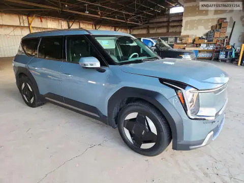 KNDAFFS57R6031254 — 2024 Kia EV9, photo 4 from Copart, Rear end