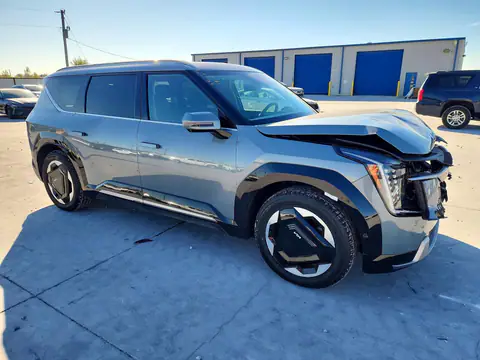 KNDADFS59R6028748 — 2024 Kia EV9, zdjęcie 4 z Copart, Przód