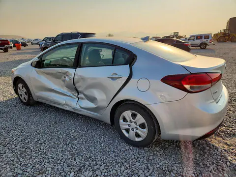 2017 KIA Forte VIN 3KPFL4A76HE084199 фото 2