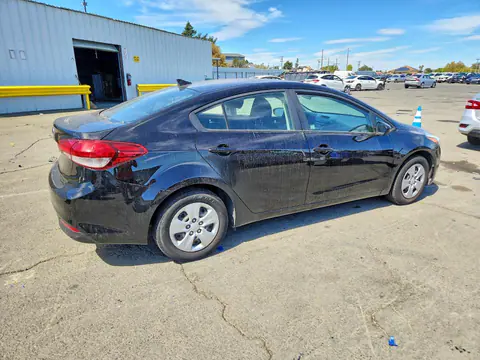 2017 KIA Forte VIN 3KPFL4A73HE012876 фото 3