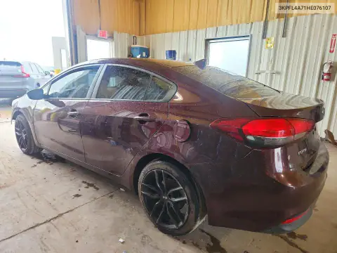 3KPFL4A71HE076107 — 2017 Kia Forte, photo 2 from Copart, Front end