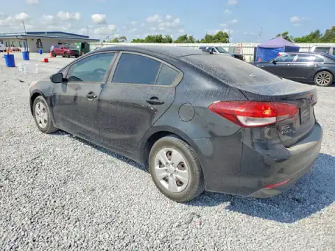 3KPFK4A7XHE024185 — 2017 Kia Forte, photo 2 from Copart, Front end