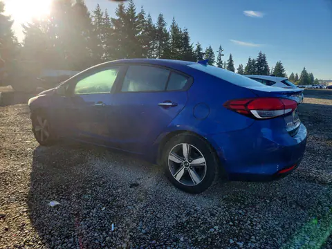 2018 KIA Forte VIN 3KPFL4A71JE246231 фото 2