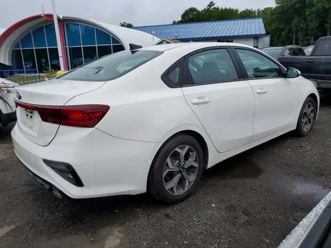 2020 KIA Forte VIN 3KPF24AD6LE249671 фото 3