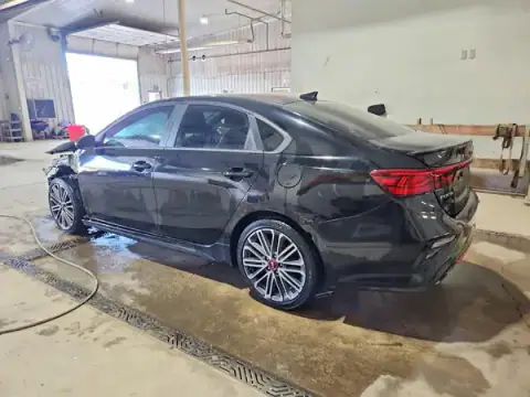 3KPF44AC2LE147978 — 2020 Kia Forte, foto 2 de Copart 22.10.2026, Parte delantera