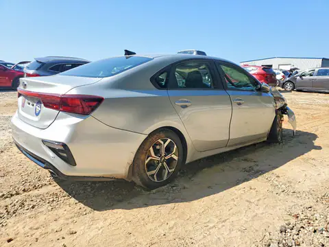 2020 KIA FORTE VIN 3KPF24AD4LE196064 фото 3