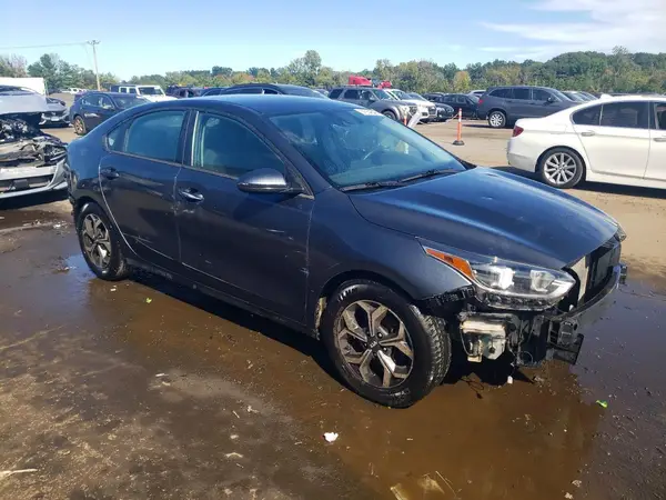 3KPF24ADXLE212655 — 2020 Kia Forte, фото 4 с аукциона Copart, Передняя часть