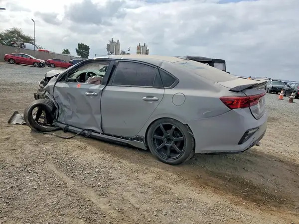 3KPF34AD4LE218948 — 2020 Kia Forte, zdjęcie 2 z Copart, Przód