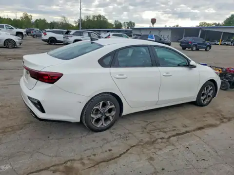 3KPF24AD6LE259293 — 2020 Kia Forte, фото 3 з Copart 21.09.2026, Передня частина