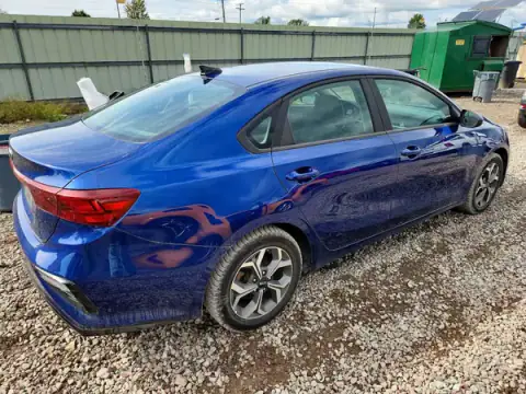 3KPF24AD4LE210304 — 2020 Kia Forte, photo 3 from Copart, Rear end