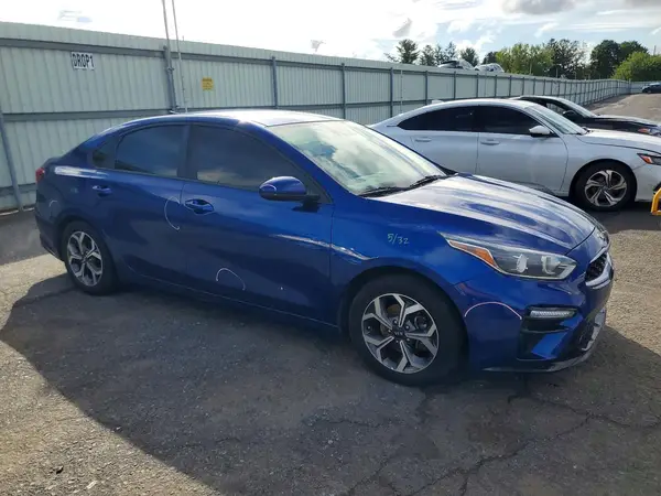 3KPF24AD2LE168280 — 2020 Kia Forte, photo 4 from Copart 25.09.2026, Side