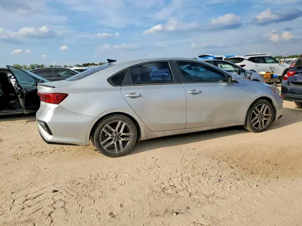 3KPF54AD5LE211548 — 2020 Kia Forte, фото 3 с аукциона Copart, Механические повреждения