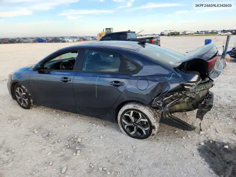 3KPF24AD9LE242603 — 2020 Kia Forte, zdjęcie 2 z Copart, Tył