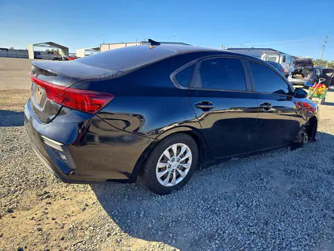 3KPF24AD3LE192829 — 2020 Kia Forte, ფოტო 3, Copart 20.10.2026, წინა ნაწილი