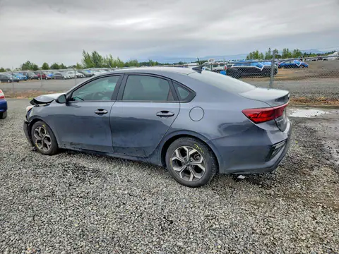 3KPF24AD1ME355057 — 2021 Kia Forte, photo 2 from Copart 20.10.2026, Front end