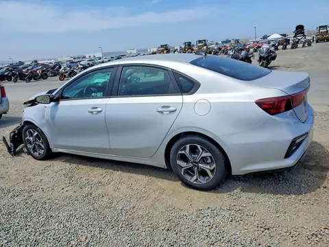 2021 KIA Forte VIN 3KPF24AD0ME310594 фото 2