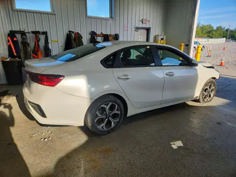 2021 KIA FORTE VIN 3KPF24AD4ME395231 фото 3
