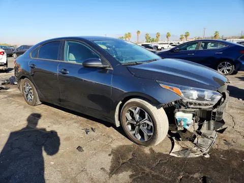 2021 KIA Forte VIN 3KPF24AD1ME316744 фото 4