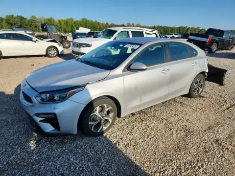 3KPF24AD7ME309524 — 2021 Kia Forte, Tył (Rear End), zdjęć przed naprawą