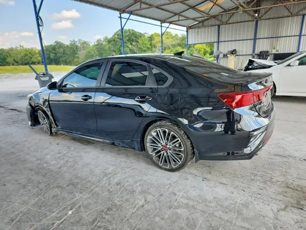 3KPF44AC6ME354021 — 2021 Kia Forte, фото 2 с аукциона Copart, Передняя часть