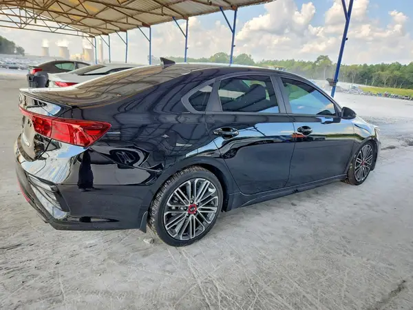 3KPF44AC6ME354021 — 2021 Kia Forte, фото 3 с аукциона Copart, Передняя часть