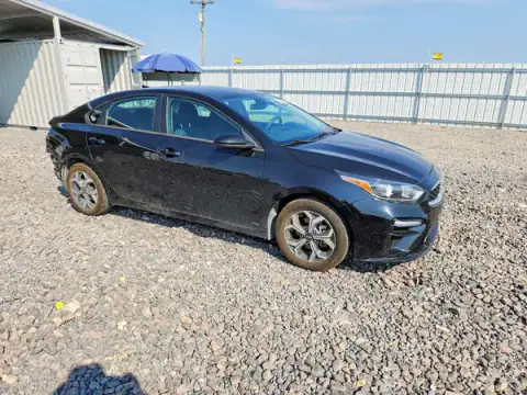 3KPF24AD8ME354245 — 2021 Kia Forte, photo 4 from Copart, Rear end